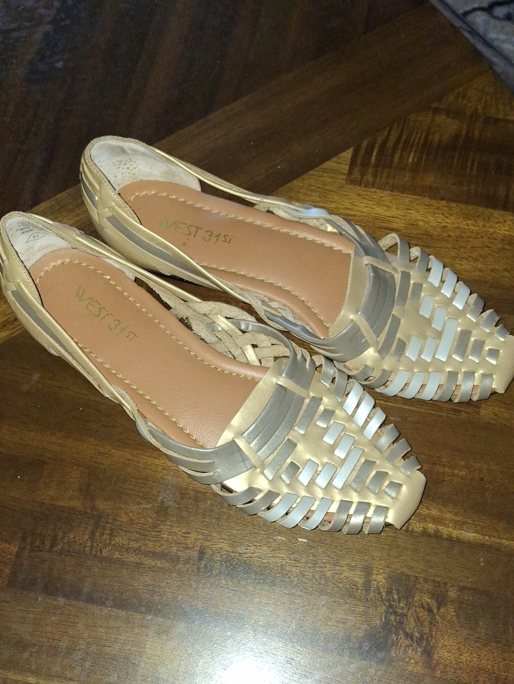 West 31st Vintage Leather Woven Metallic Beige & Silver Women's Flat Shoes